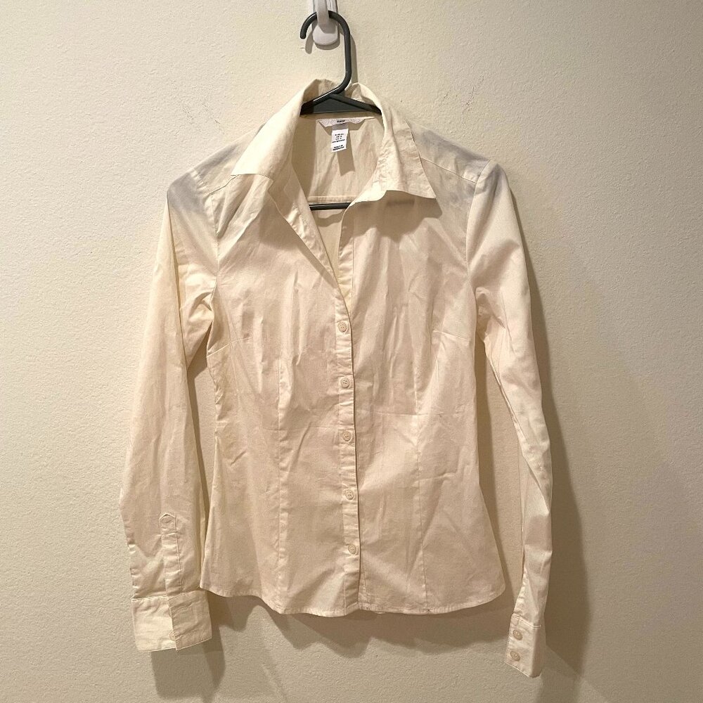 H&M Women's Button Down Shirt  Light Yellow.  Size: 4